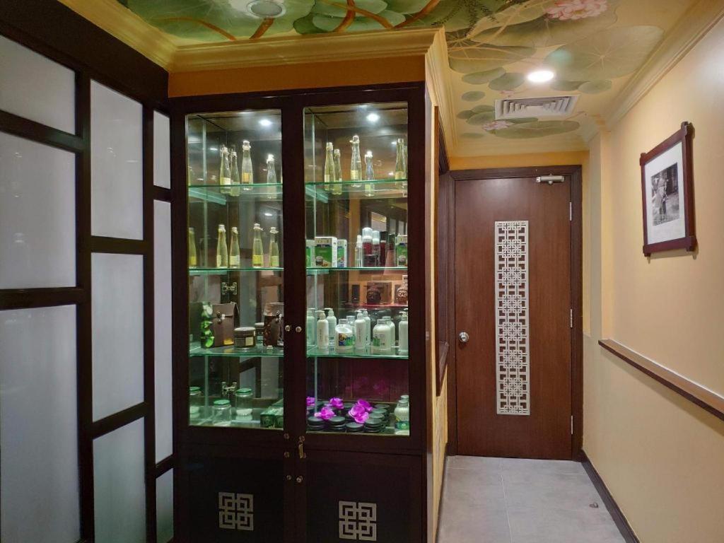 Church Boutique Hotel Hang Trong Hanoi Eksteriør billede
