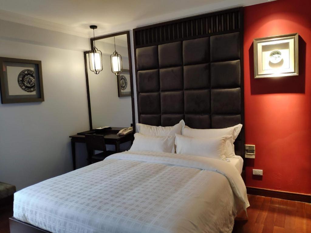 Church Boutique Hotel Hang Trong Hanoi Eksteriør billede